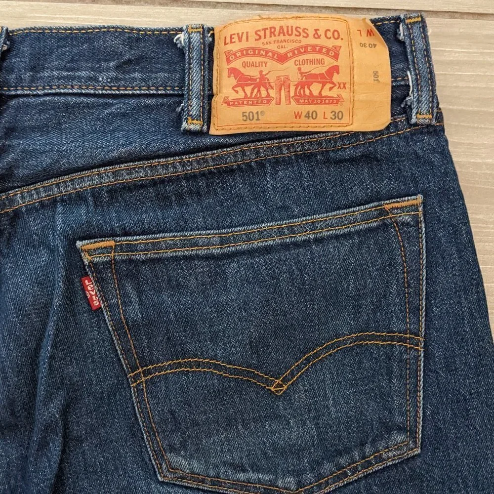 Levi 501 Jeans